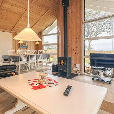 8 Person In Holiday home Hals
